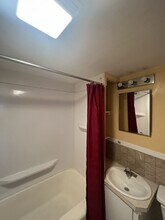 720 Young St in Neosho, MO - Building Photo - Building Photo