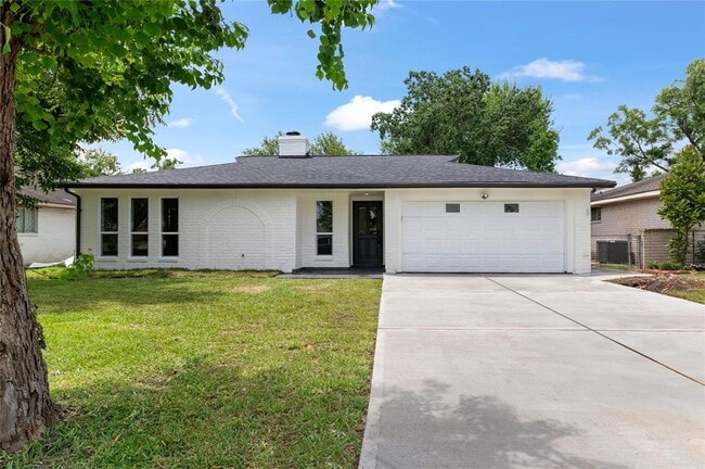 property at 11507 W Bellfort St