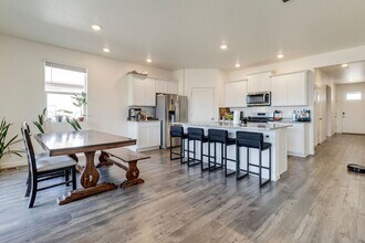 6449 Cranesbill St in Wellington, CO - Building Photo - Building Photo