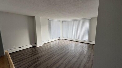 Central Towers in Calgary, AB - Building Photo - Building Photo