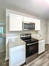 1600 Sandersted Village Cir in Winston-Salem, NC - Building Photo - Building Photo