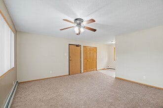 Arcadia Park Quadplexes in St. Paul, MN - Building Photo - Building Photo