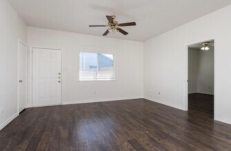 322 Tamara Dr, Unit A in Georgetown, TX - Building Photo - Building Photo