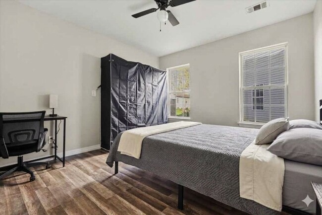 property at 3014 Robin Terry Ct