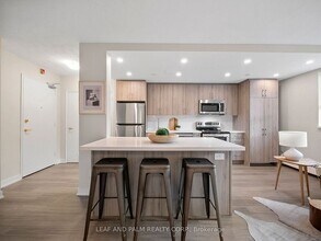 150 Colborne Av in Richmond Hill, ON - Building Photo - Building Photo