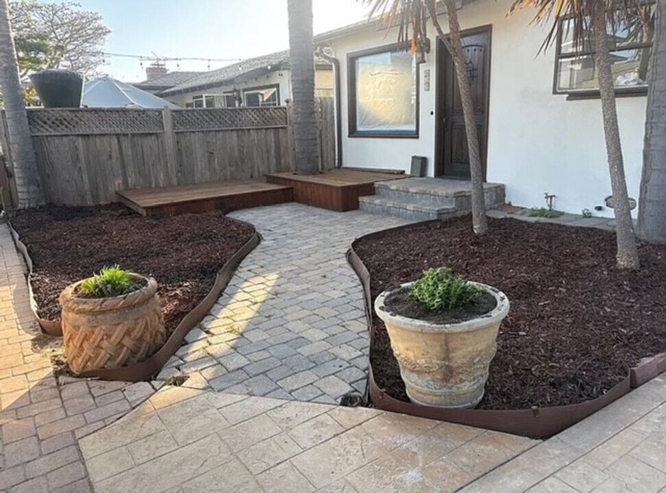 122 Castaic Ave in Pismo Beach, CA - Building Photo