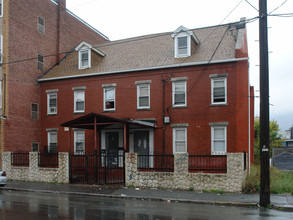 67 Newbury St in Lawrence, MA - Building Photo - Building Photo