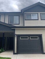 1729 SE Kids Way in Grants Pass, OR - Building Photo