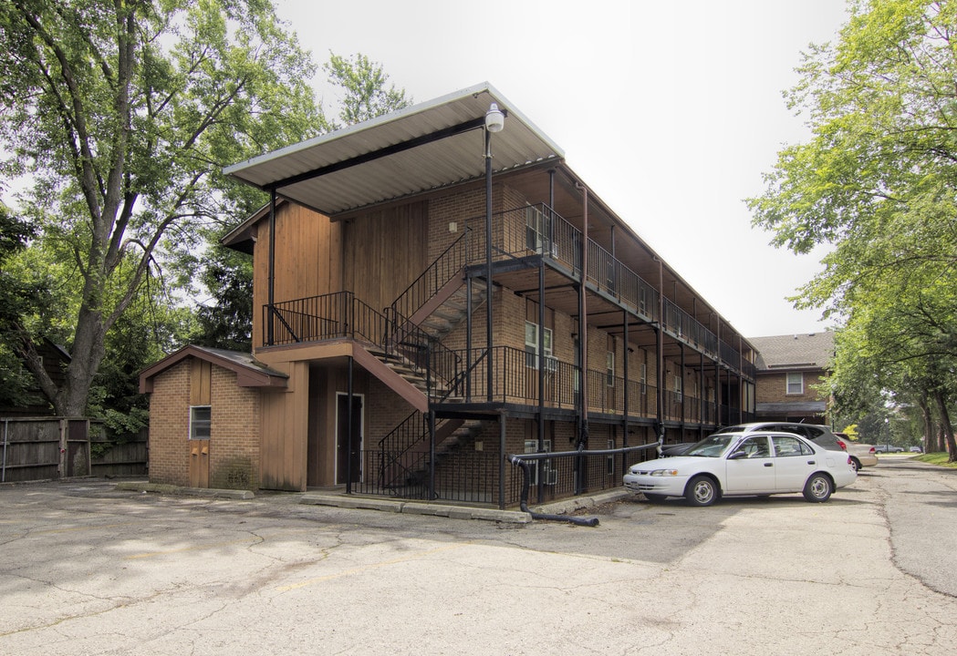 Timbercrest Apartments in Dekalb, IL - Foto de edificio