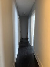 917 N Winnebago St, Unit 2 in Rockford, IL - Building Photo - Building Photo