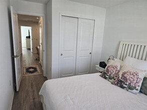 10573 Oakside Dr in Palmetto, FL - Building Photo - Building Photo