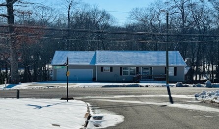 property at 7520 Jenkins Rd