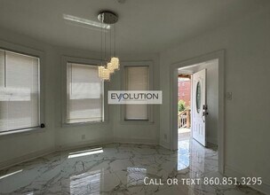 54 Ward Pl in Hartford, CT - Building Photo - Building Photo