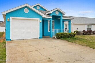 11707 Lighthouse Ln in Panama City, FL - Building Photo - Building Photo