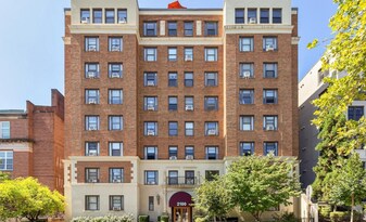 2100 19th St NW in Washington, DC - Building Photo