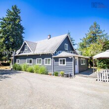 9919 Woodland Ave E in Puyallup, WA - Building Photo - Building Photo