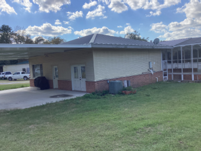 3927 SW 89th Ave in Ocala, FL - Foto de edificio - Building Photo