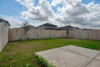 9518 Hinterlands Dr in San Antonio, TX - Building Photo - Building Photo