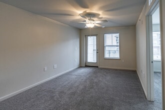 Ascent Apartment Homes in Nashville, TN - Foto de edificio - Interior Photo