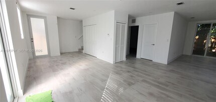 3787 Thomas Ave in Miami, FL - Building Photo - Building Photo