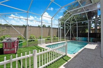 14591 Vista Verdi Rd in Davie, FL - Building Photo - Building Photo