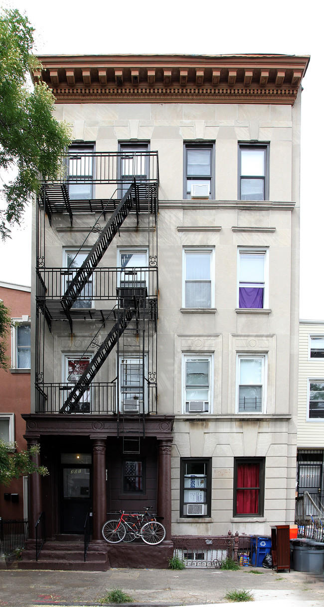 301 Quincy St in Brooklyn, NY - Building Photo - Building Photo