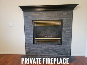 3620 Richmond Dr in Colorado Springs, CO - Foto de edificio - Building Photo