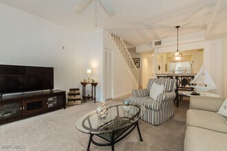 1044 Woodshire Ln in Naples, FL - Building Photo - Building Photo