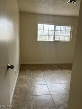 1532 Cobb Ln in Las Vegas, NV - Building Photo - Building Photo