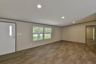 25150 Faraway Ln in Huffman, TX - Building Photo - Building Photo