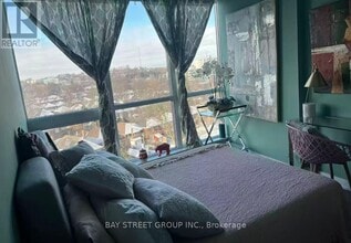 60 Berwick Ave in Toronto, ON - Building Photo - Building Photo