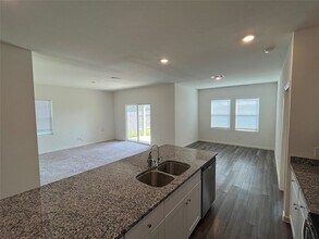 22015 Sovereign Hts Ln. in Houston, TX - Building Photo - Building Photo
