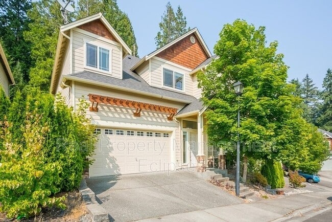 13630 NE 203rd St in Woodinville, WA - Building Photo - Building Photo