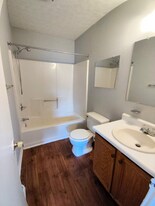 14 Fonda Dr in Lynchburg, VA - Building Photo