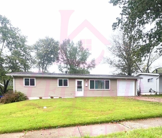 property at 1390 S Waterford Dr