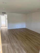 100 SW 132nd Way in Pembroke Pines, FL - Building Photo - Building Photo