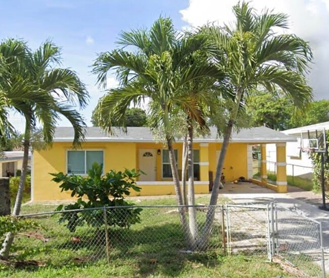 property at 1112 James Rd