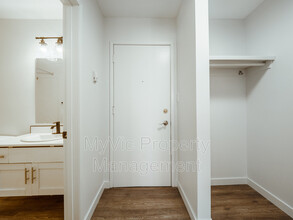 10045-10083 83 Ave NW in Edmonton, AB - Building Photo - Building Photo