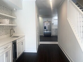 2040 E Preston St in Baltimore, MD - Building Photo - Building Photo