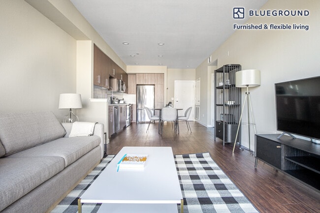 111 N Rengstorff Ave in Mountain View, CA - Building Photo - Building Photo