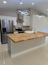 2118 NE 22nd Pl in Cape Coral, FL - Building Photo - Building Photo