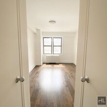 EAST 63 STREET, Unit 7F in New York, NY - Building Photo - Building Photo