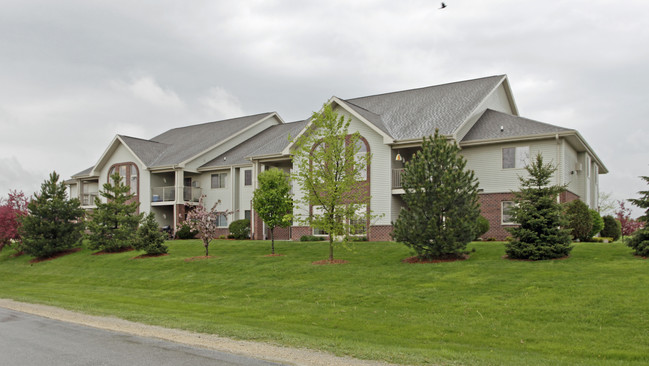 Stanton Place Apartments in Ixonia, WI - Building Photo - Building Photo