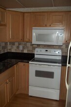 1504 SE Royal Green Cir in Port St. Lucie, FL - Building Photo - Building Photo