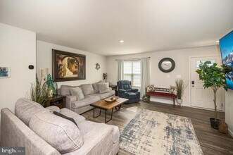 12062 Rundle Crossing in King George, VA - Building Photo - Building Photo