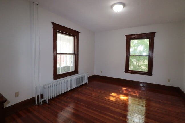property at 103-105-105 Lincoln St