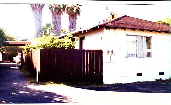 20 Warner Ct in San Rafael, CA - Building Photo - Building Photo