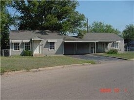 1209 Lillius St in Abilene, TX - Building Photo