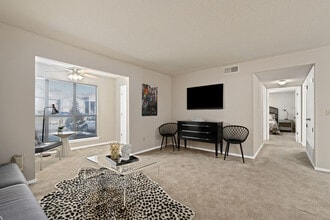 Champions Hills at Windyke in Memphis, TN - Building Photo - Building Photo