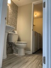 7752 Montgomery Rd in Cincinnati, OH - Building Photo - Building Photo